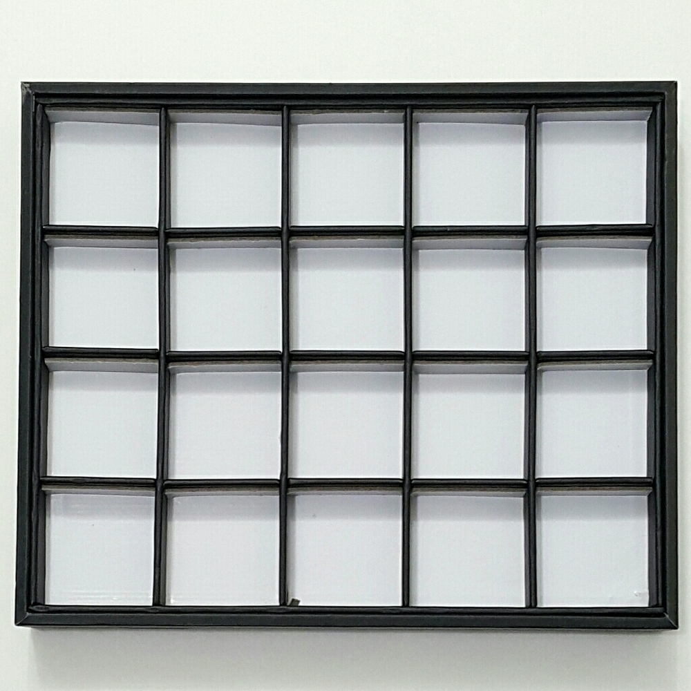 20 Slots Jewerly Professional Display ( Like New )